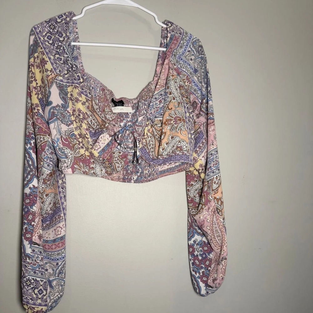 Rue21 Pastel Paisley Tie-Front Crop Blouse in Pink, Purple, Yellow